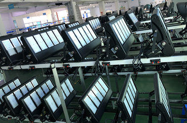 Luxsun lighting Co.,Ltd linea di produzione in fabbrica